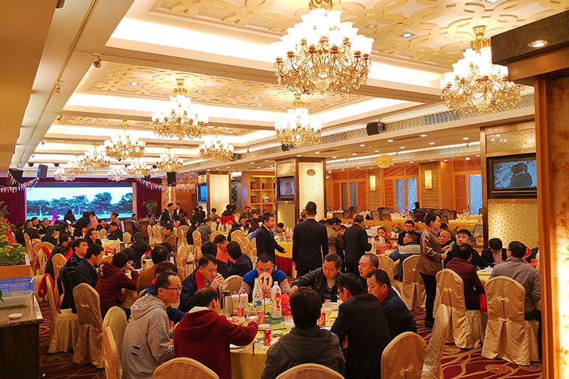 12-1P2051F210.jpg