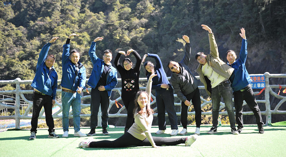 旅游03.jpg