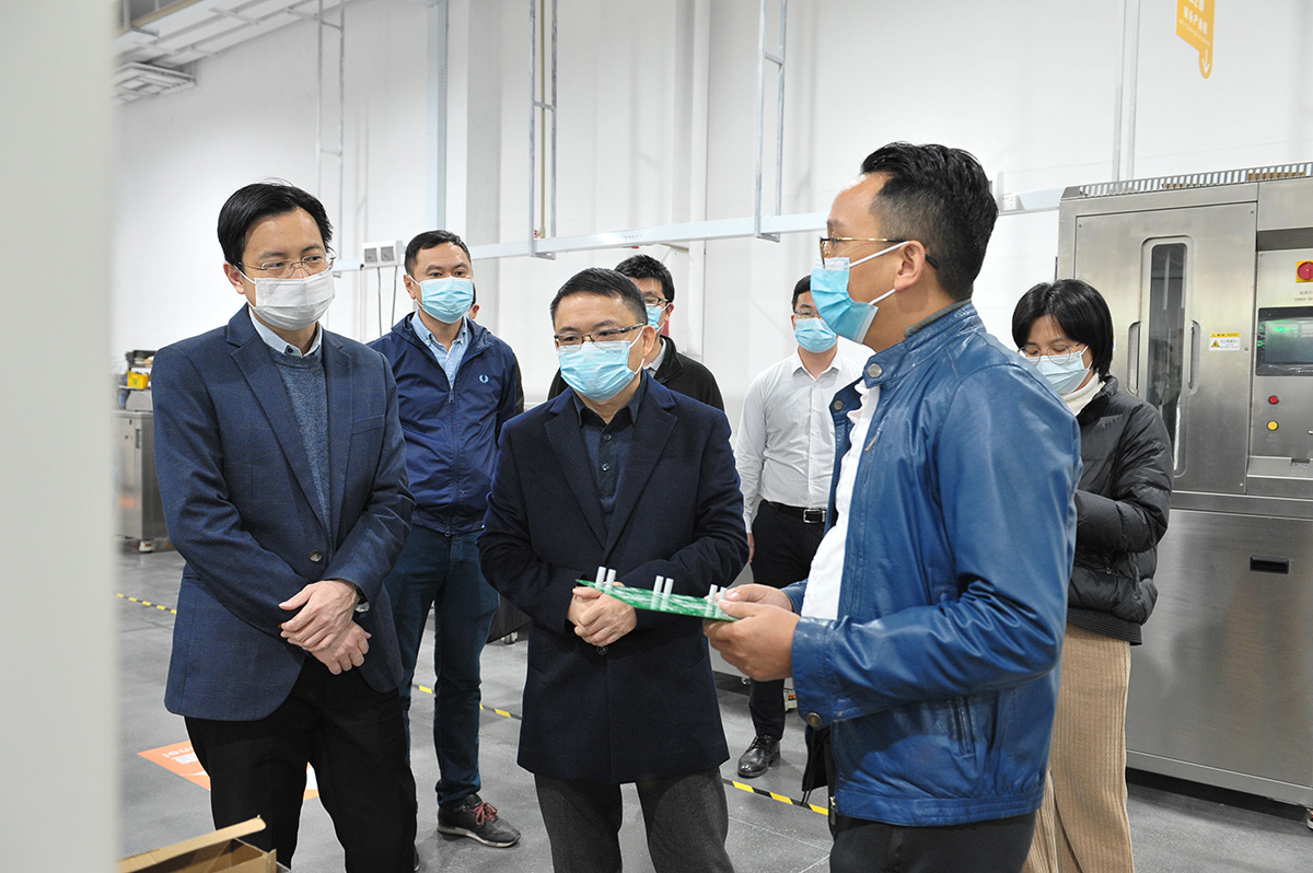 2月16日，镇党委书记刘裕昌一行莅临我司调研指导工作